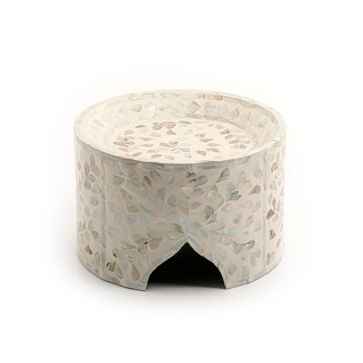 a wonderfull Beige Cylindrical Vietnamese Mop Stand