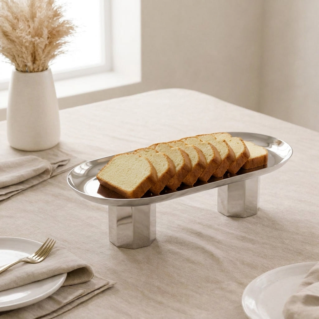 Oval metal stand- silver large