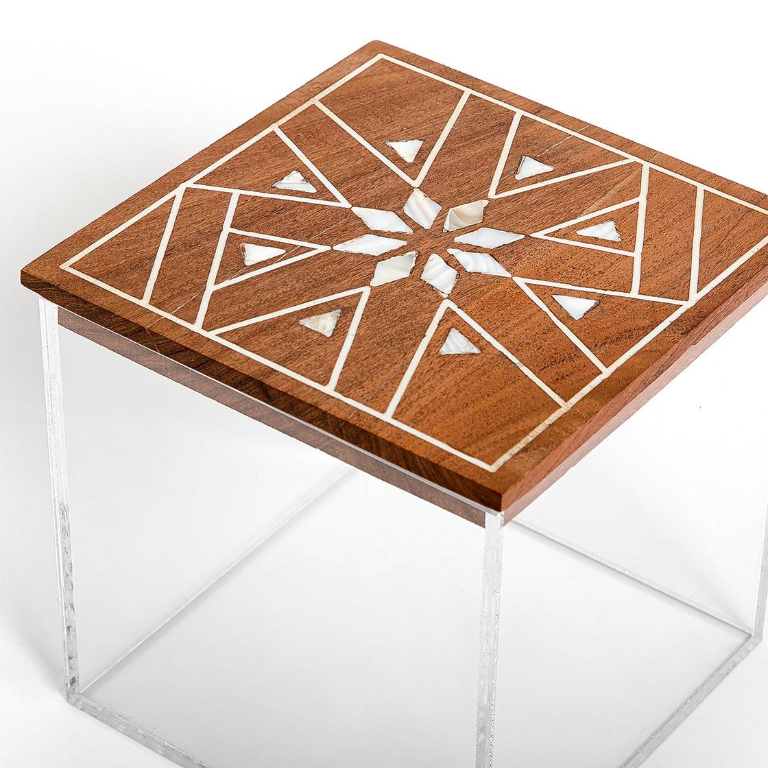 Acrylic box with wooden cover - CASCADES
