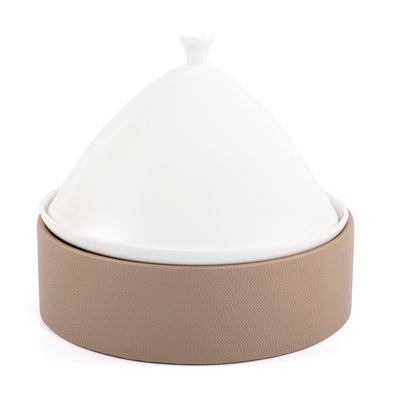 Ceramic plate with leather base