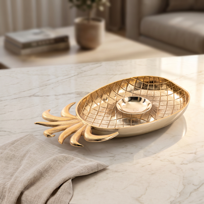 Gold pineapple shaped metal plate