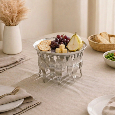 Silver Round Metal Stand with Gift Box