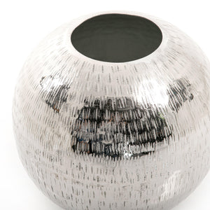 Metal vase - CASCADES