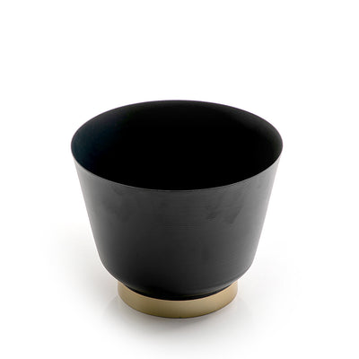 Metal planter